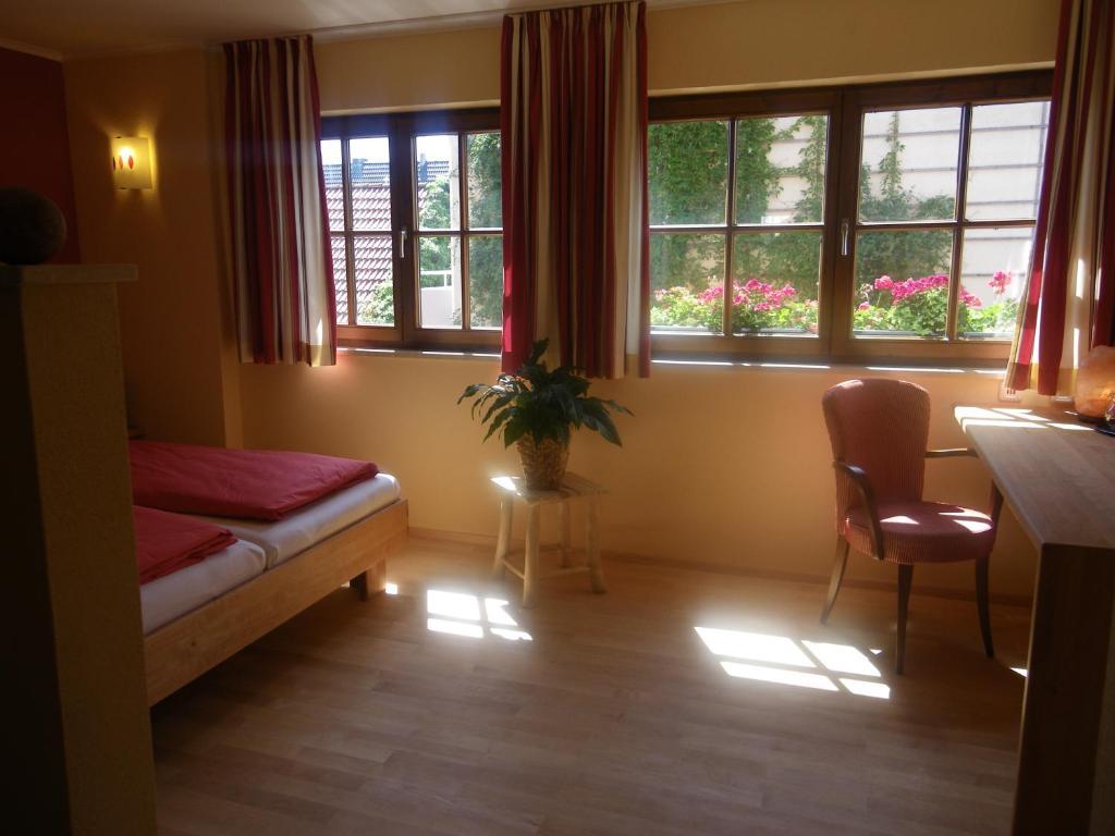 Bio Hotel Bayerischer Wirt Augsburg Ruang foto